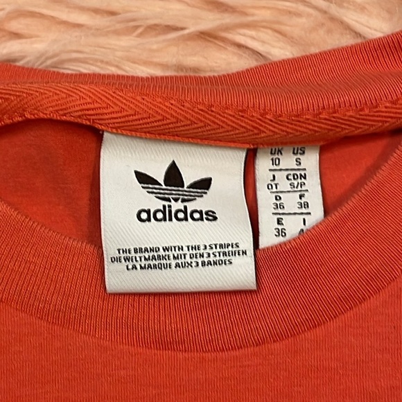 Adidas Woman’s Red/Orange T Shirt Size Small - Picture 3 of 5